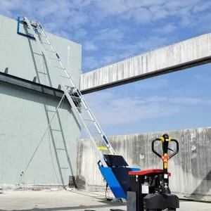 Elevador eléctrico de aluminio con ángulo variable para elevación máxima 19 m + carro de transporte para paneles fotovoltaicos + carro de transporte de carga