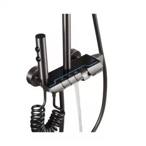 Conjunto de ducha multifuncional con display electrónico y termostato.